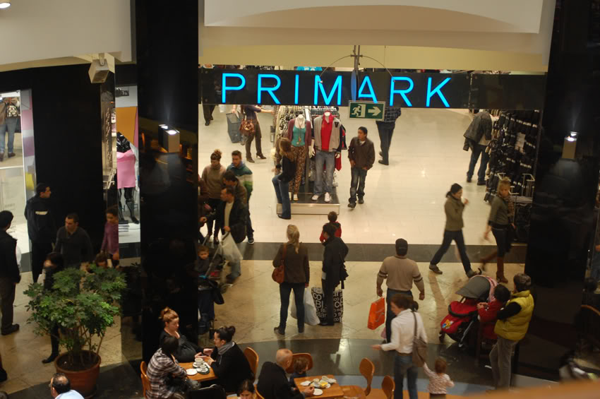 Barcelona-primark-center-shopping-spanie