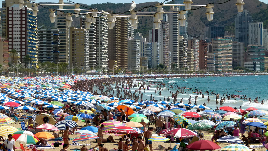 Playa-Levante-Benidorm.jpg