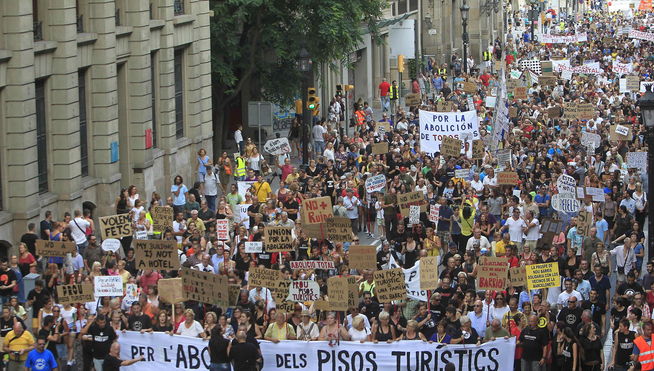 manifestacion-turismo_de_borrachera-Barc