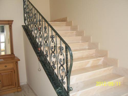 post-1205-0-36619400-1357254660_thumb.jp