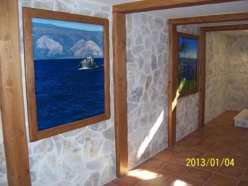 post-1205-0-46901400-1357681346_thumb.jp