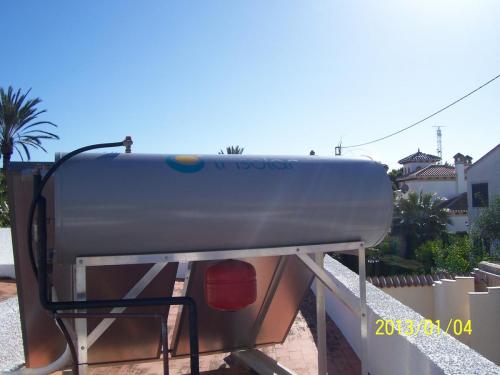 post-1205-0-66003000-1357324354_thumb.jp