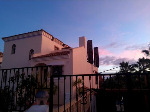 post-1205-0-52284600-1392846764_thumb.jp