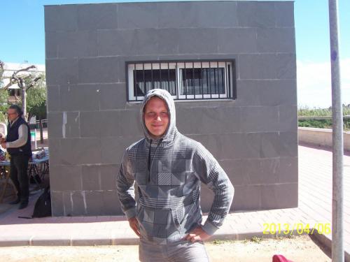 post-1205-0-78976300-1365617815_thumb.jp