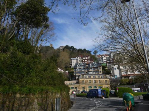 post-1217-0-48043000-1366105185_thumb.jp