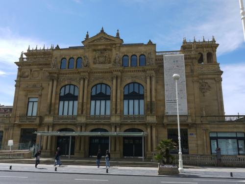 post-1217-0-81052800-1366105461_thumb.jp