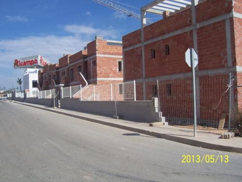 post-1205-0-37221900-1368444184_thumb.jp