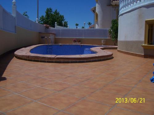 post-1205-0-02321000-1371920561_thumb.jp