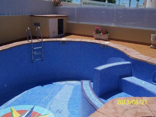 post-1205-0-57132200-1371920680_thumb.jp