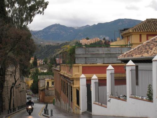 post-1189-0-04395200-1377338527_thumb.jp