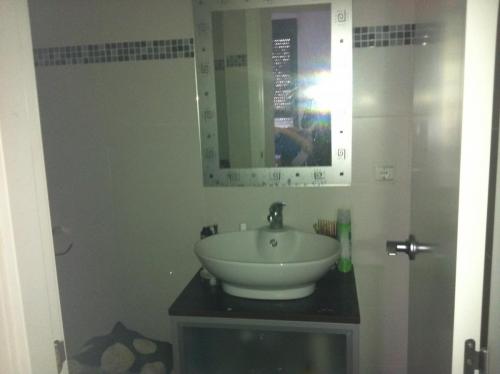 post-1019-0-04193600-1380111498_thumb.jp