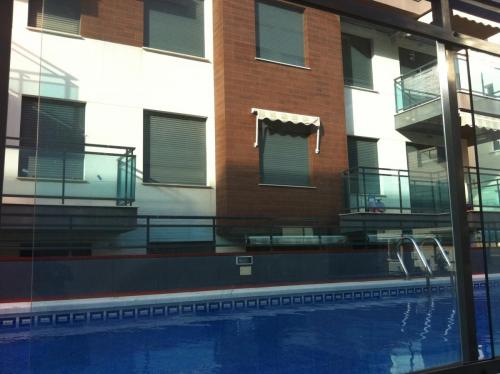 post-1019-0-09288100-1380111544_thumb.jp