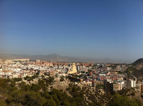 post-2035-0-02473500-1413914393_thumb.jp