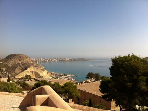 post-2035-0-81227000-1413914623_thumb.jp