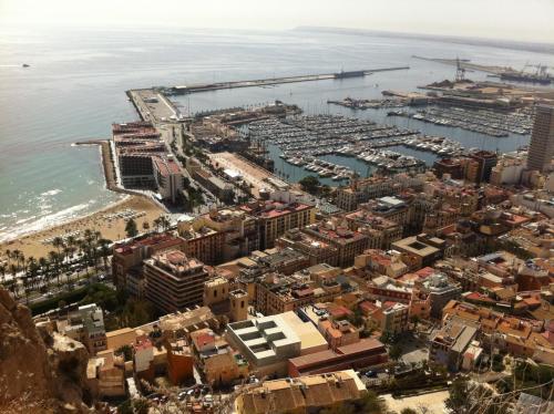 post-2035-0-89307000-1413914539_thumb.jp